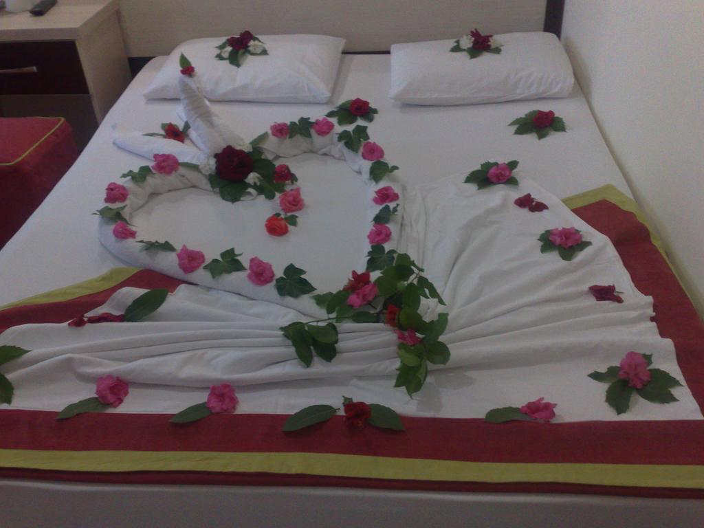 Hotel Palmiye Сиде Экстерьер фото